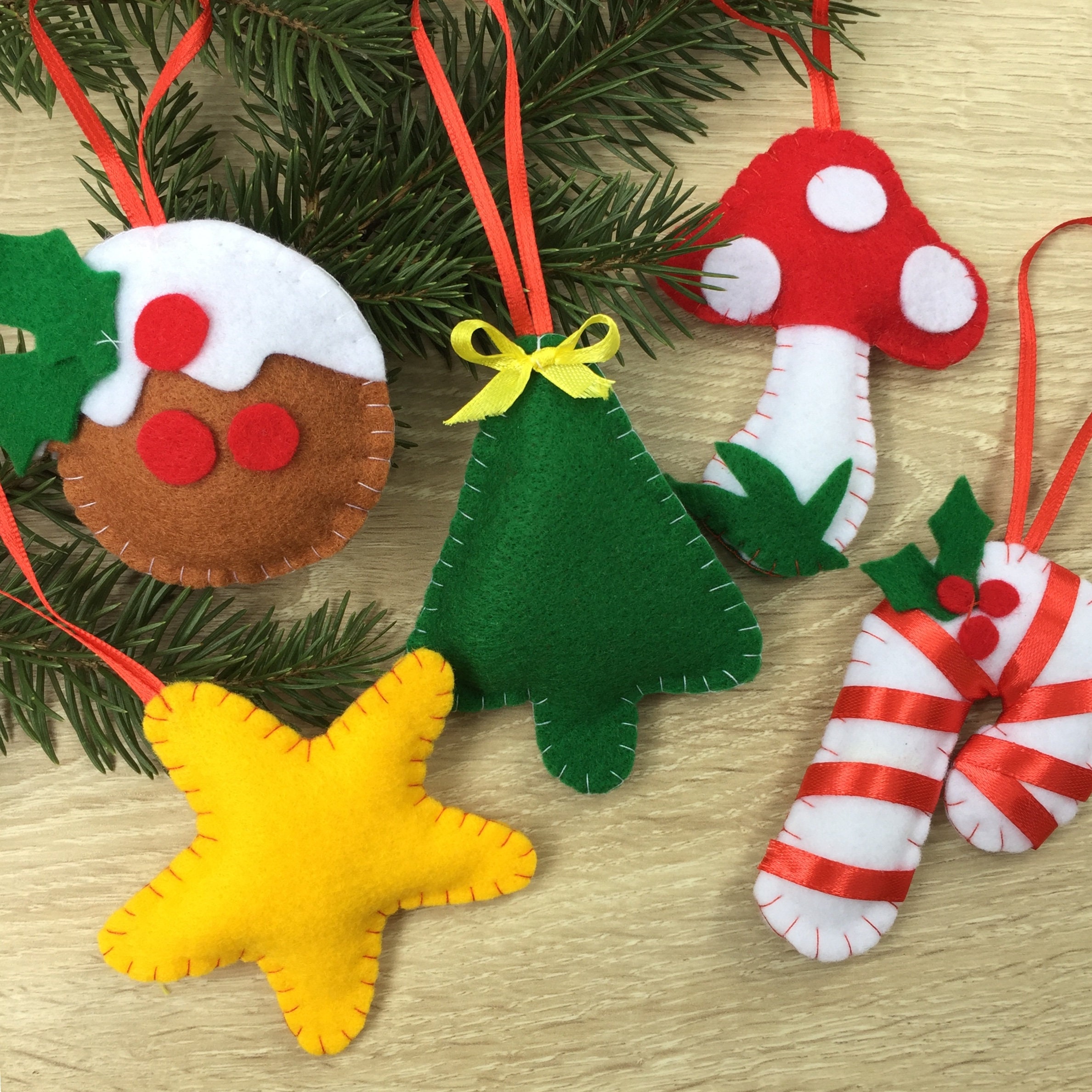 5 Stück Filz-Pilze Als Deko – Handgemacht, Mini (ca. 5 Cm) Für Haarschmuck, Party & Kinderbasteln
