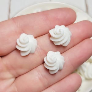 White Whipped Cream Cabochons - Flatback Resin - Kawaii Cabochon - Sweet Cabochons - Meringue - Whipped Cream