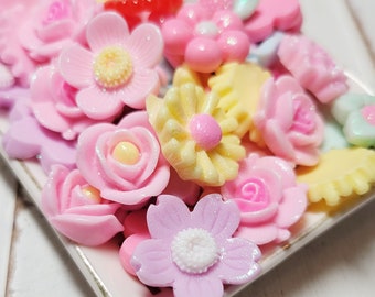 Mixed Flower Cabochons - Flatback Resin - Kawaii Cabochon - Flower Charms - Flower - DIY Hair Bow Centers