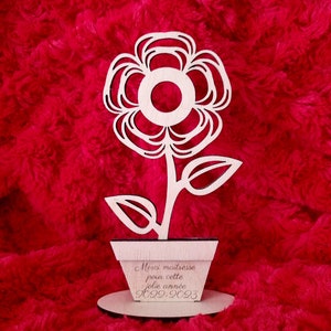 Flor de madera personalizada: el regalo perfecto para el maestro, la amante, el atsem o la niñera o cualquier otra ocasión como el cumpleaños...