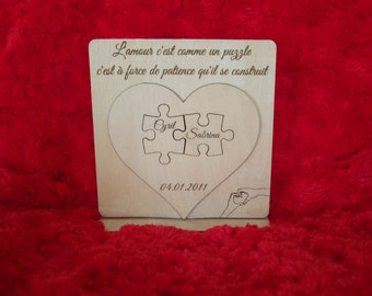 Puzzle d'amour personnalisable en forme de coeur. Cadeau parfait pour les couples. Idée cadeau pour la Saint Valentin ou tout événement.