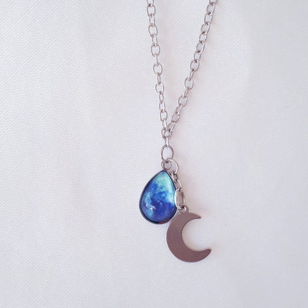 Pendentif bleu Lune et Etoile - sur commande -