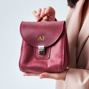 Borsa per il trucco in pelle monogrammata, astuccio per il trucco personalizzato, astuccio per cosmetici in pelle, astuccio per cosmetici con iniziale, astuccio per il trucco in pelle personalizzato