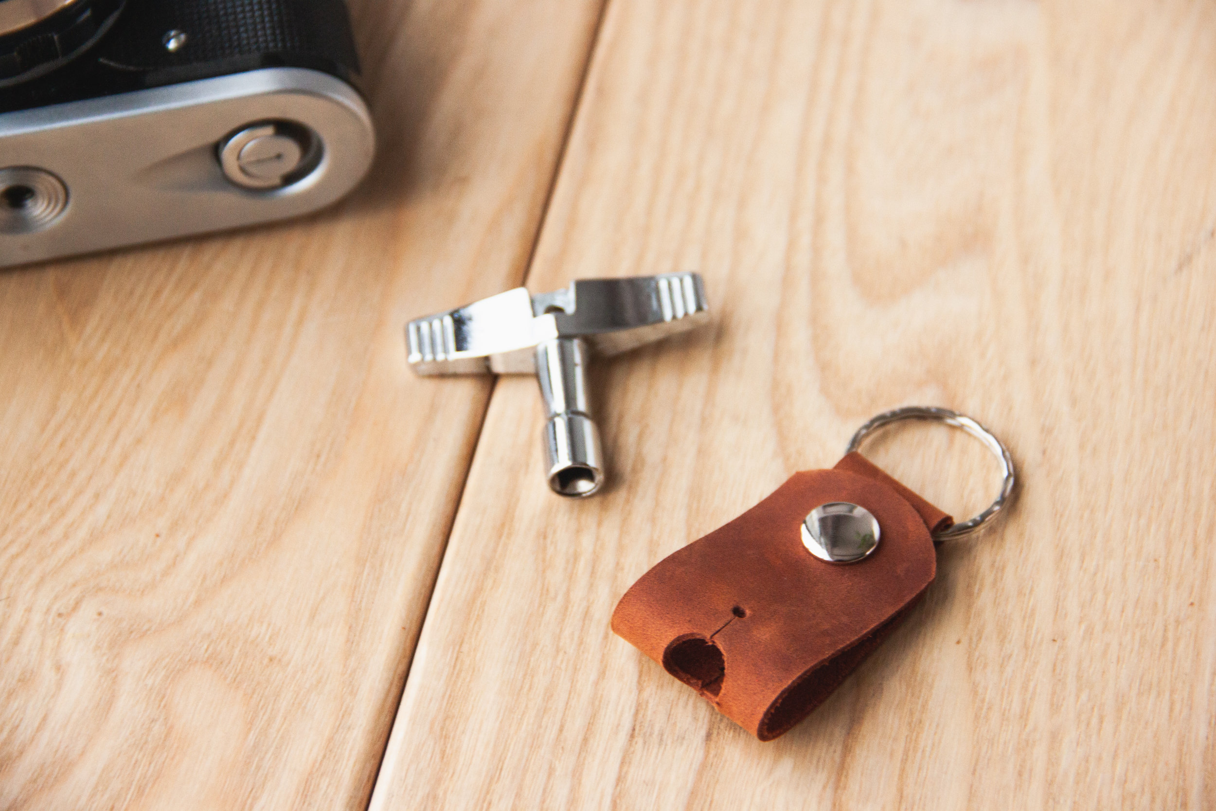 Personalised drum key holder,Leather drum key keychain,Drum key chain,Drum key bag,Drum key case,Leather drumstick keychain,Music key fob