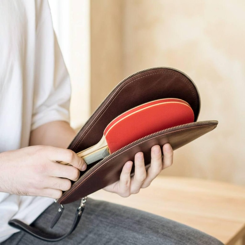 Personalized leather ping pong case, Ping pong paddle case, Table tennis paddle case, Handmade leather racket case, Custom ping pong cover image 3