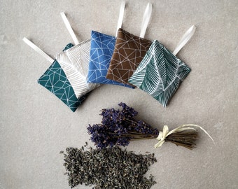 Lavender pillows, fragrance bags, fragrance pillows filled with dried lavender flowers, 8 x 8 cm with suspension for wardrobe or as room fragrance