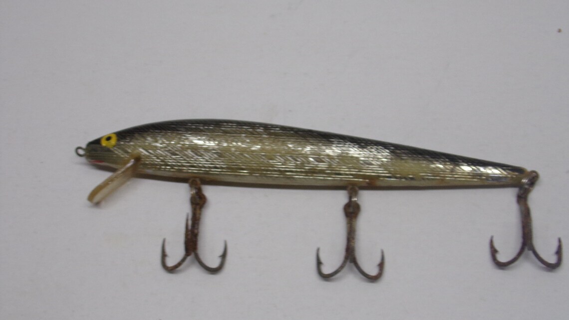 Vintage Rebel Floating Minnow Lure Size 6 From 1970s Etsy