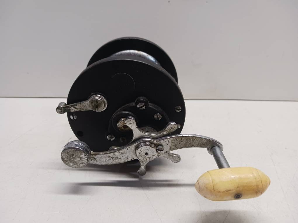 VINTAGE PENN PEER NO. 209 LEVELWIND FISHING REEL - Berinson Tackle Company