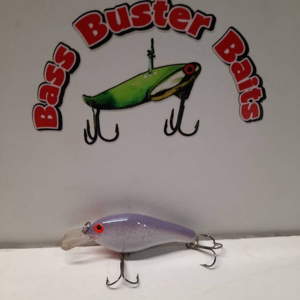 Vintage bagleys  crankbait fishing lure length 3 inches