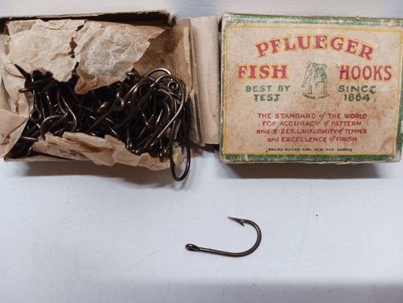 Pflueger Vintage Box of Fish Hooks 100 Size 1/0 Hooks With Bronze Finish  1950s 1960s. -  Israel