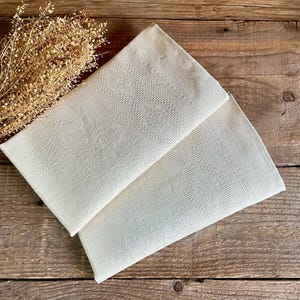 Set mit 2 Vintage-Leinenservietten
