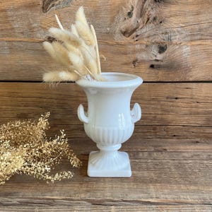 Vintage “Medici” white earthenware vase