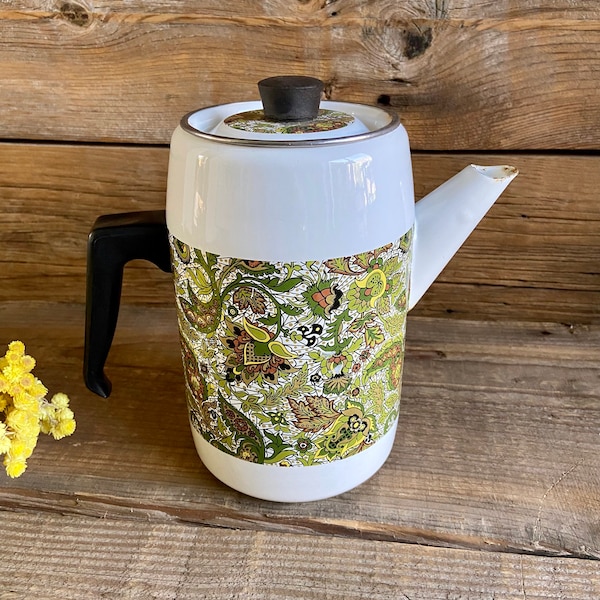 Cafetière émaillée vintage