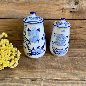 Twee vintage blauwe Delftsblauwe potten