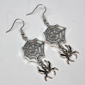 Spider Web Earrings, Spider Earrings, Halloween Jewelry, Halloween Earrings, Spider Jewelry, Spider Web Jewelry