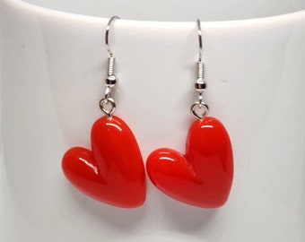 Resin Valentine's Day Charm Earrings, Heart Earrings, Valentine's Dangle Earrings, Heart Dangle Earrings, Heart Jewelry, Valentine Earrings