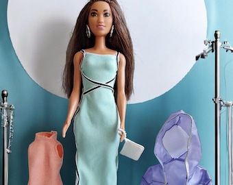 キューティ・ブロンド 2 バービー。エル・ウッズとブルーザー。レトロ