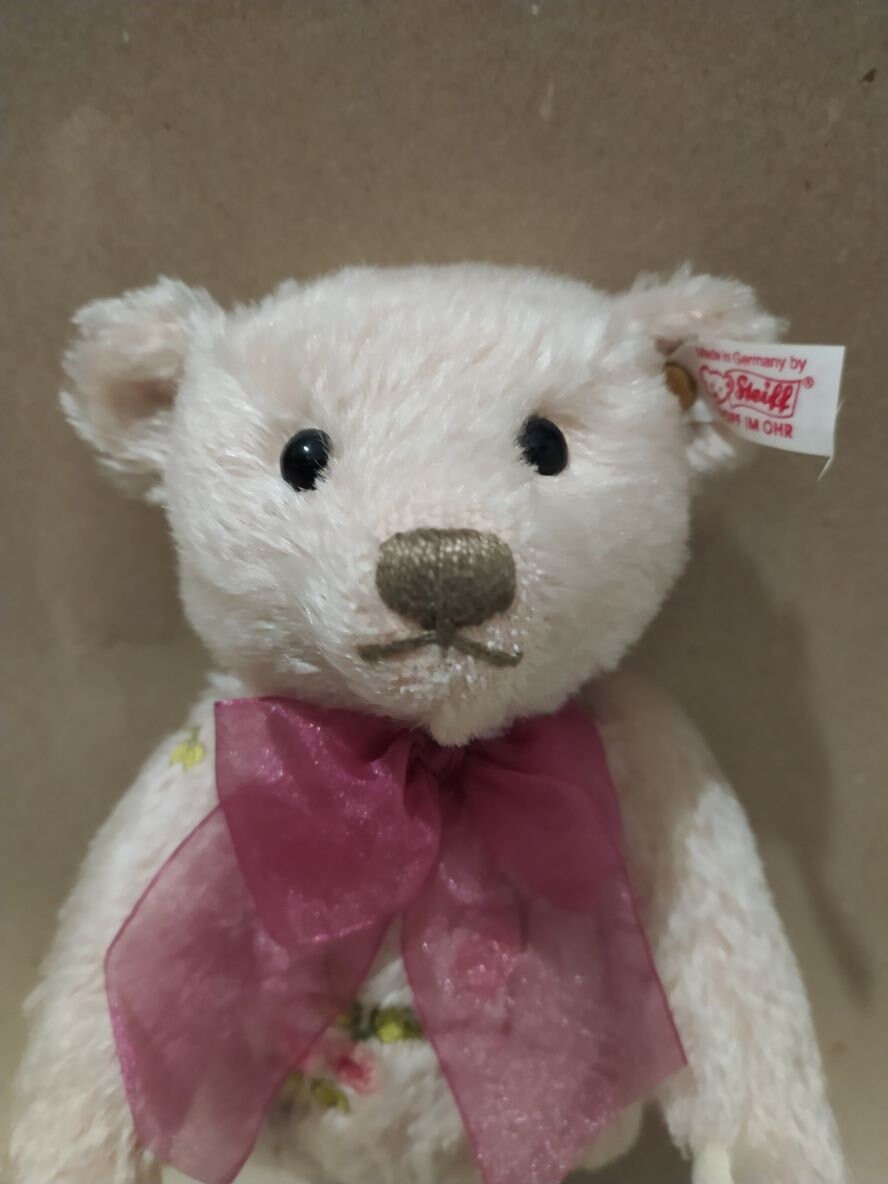Steiff Mohair Summer Festival 2011 Teddy Bear With Roses EAN