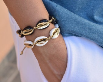 Shell Bracelets,Stack Summer Bracelets,Cowrie Shell Beach Bracelets,Real Natural Shell Jewelry,Adjustable Boho Bracelets,Gold Plated Shells