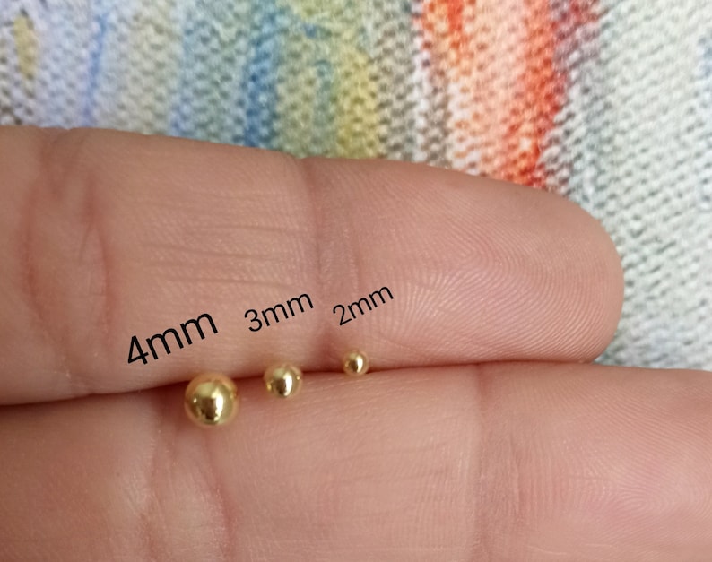 Pendientes diminutos, pendientes de bolas de plata de ley, pendientes chapados en oro de 14K, pendientes delicados, pendientes de puntos, pendientes de 2 mm y 3 mm, plata de ley sólida imagen 5