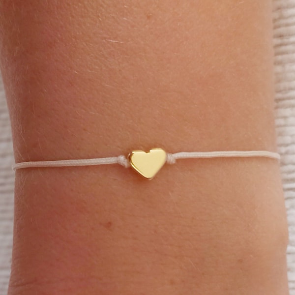 Bracelet coeur, petit bracelet coeur doré, bracelet en argent, breloque amour, cadeau de demoiselle d'honneur, bracelet de souhaits, bracelet cordon, cadeau de Saint-Valentin