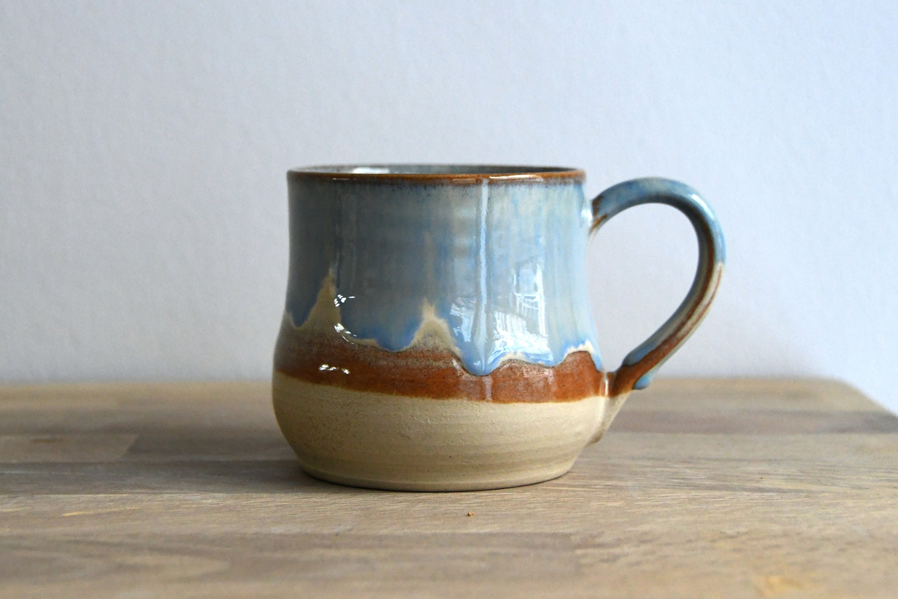 tasse à café en poterie, tasse céramique grès faite la main de 300 ml, grande café, poterie lancée sur roue, grès, unique, bureau, thé,