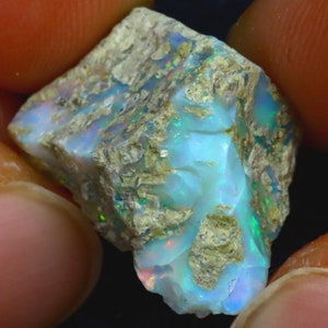 11.20Ct Mehrfarbiges Spiel äthiopischer Welo Opal Roh s1044