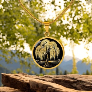 AQUA WILLOW TREE SHORT NECKLACE
