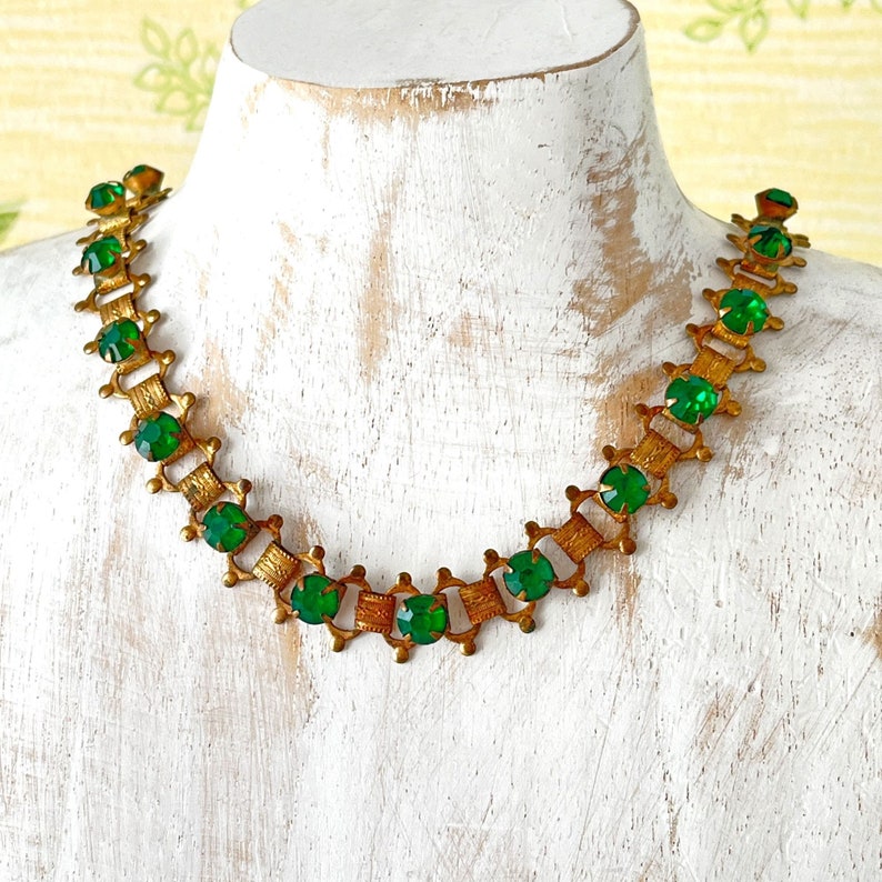 Delicate Antique Gold Tone Victorian Emerald Rhinestone Collar Necklace 1910s image 2