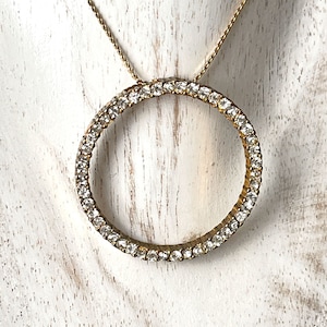 Vintage Circle Rhinestone Eternity Necklace Pendant Gold Tone