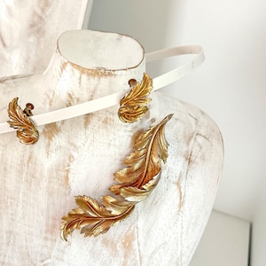 Vintage Coro Set Brooch Earrings Natural Leaf Demi Parure 1950s