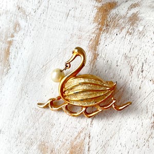 Vintage Swan Bird Goose Kramer Brooch Pin 1950s