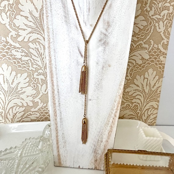 Vintage Gold Tone Rope Chain Tassel Lariat Neckla… - image 1
