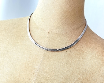 Vintage Napier Quality Flat Lay Silver Plated Choker Chain Necklace 1970s