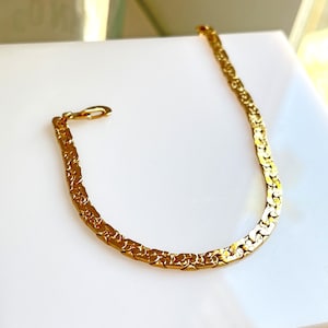 Vintage Gold Tone Sophisticated Chain Bracelet 1970s 1980s