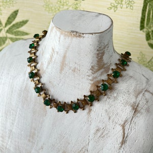 Delicate Antique Gold Tone Victorian Emerald Rhinestone Collar Necklace 1910s image 2