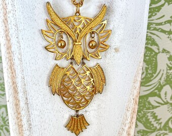 Large 1960s Vintage Owl Bird Statement Gold Tone Necklace