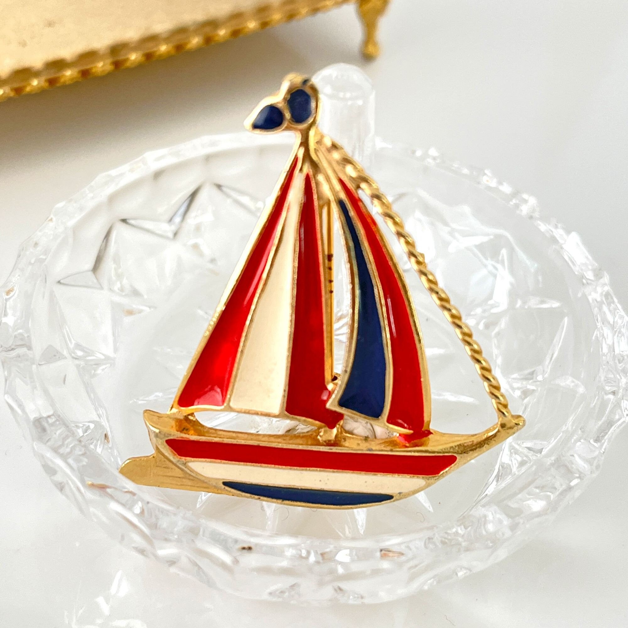 Pin's Rare Bateau Corsaire St Malo – Voilier, Broche Vintage Collection