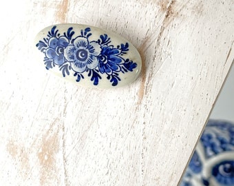 Vintage blauw wit porselein Holland handgeschilderde broche pin jaren 1950