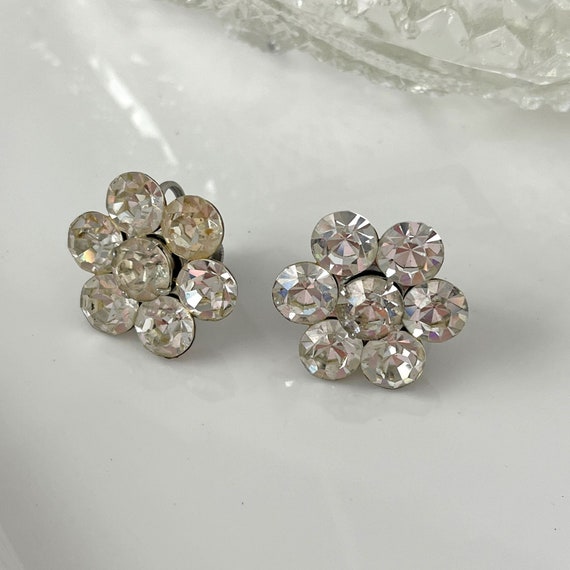 Pretty Vintage Cluster Floral Rhinestone Earrings… - image 1
