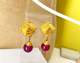 Vintage 1980s Gold Swirl Purple Glass Clip On Earrings