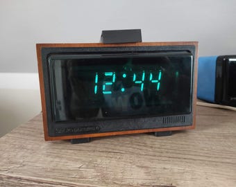 Refurbished working digital rare Soviet VFD alarm table clock Elektronika 4 (Электроника 4). Historical soviet era item.