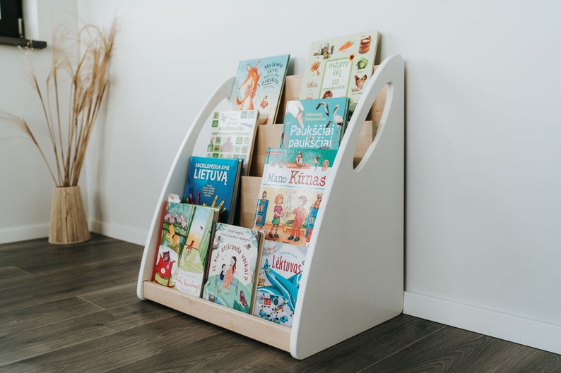 Montessori bookshelf \/ Solid wood bookshelf for kids\/ Montessori bookcase \/ Kids bookcase \/ 3 different sizes