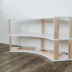 Montessori shelf / Solid wood shelf for kids / Kids toy storage / Nursery shelves / Arc shelf
