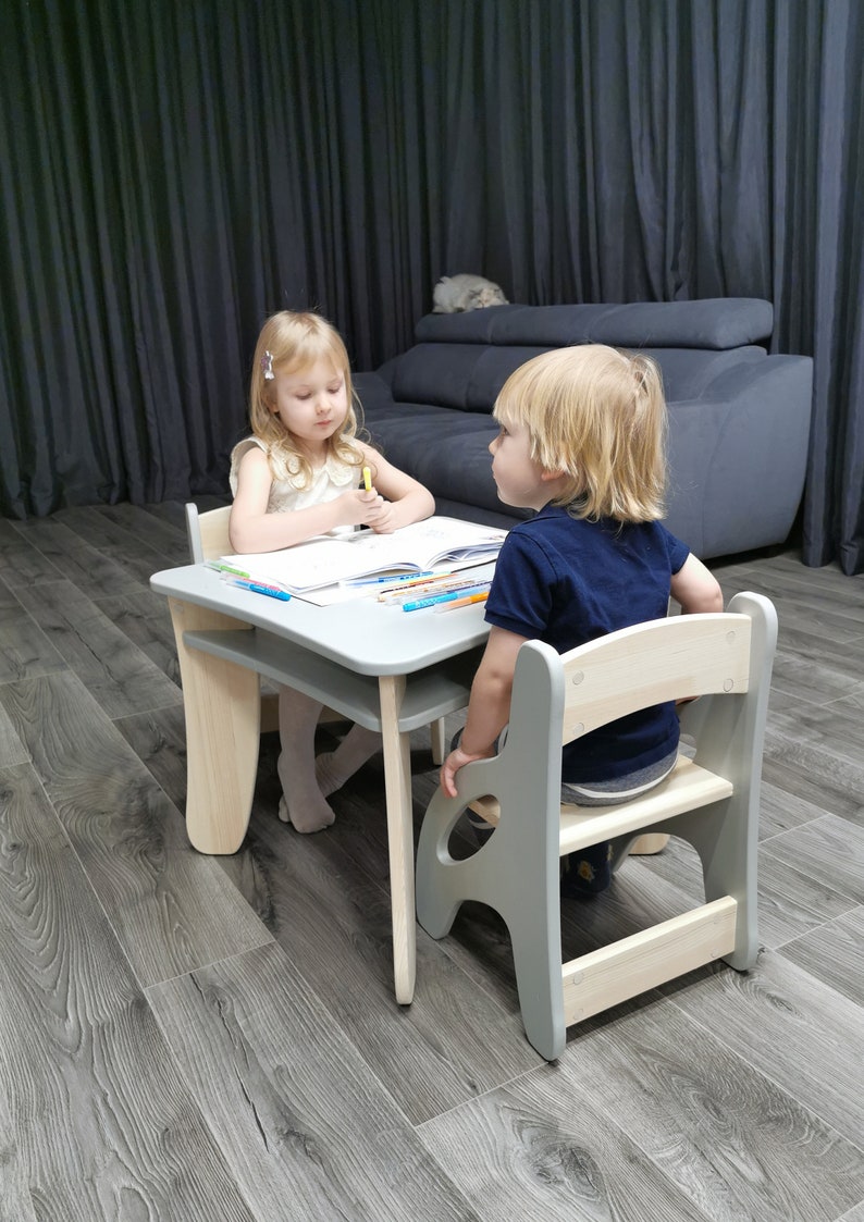 Ensemble table et chaises pour enfants/ Table et chaises Montessori en bois pour tout-petits et enfants/ Meubles pour enfants image 4