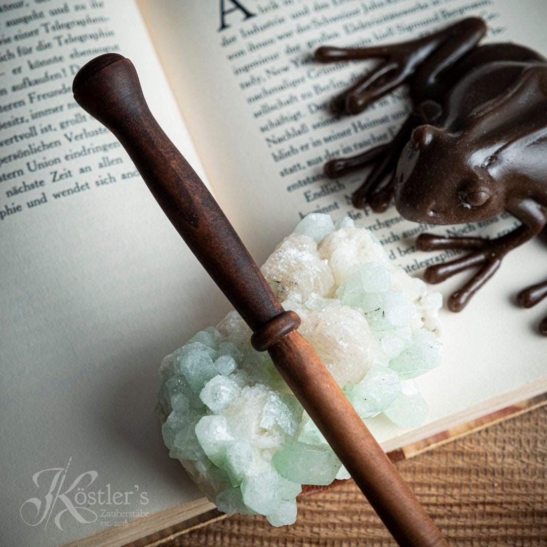 オリジナルマジックワンド。ドイツ・バイエルン州の熟練した壁職人が