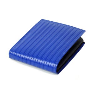 Vegetable tanned Leather Wallet in admiral blue | stripe stamped | RFID blocking