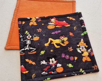 Agarraderas naranjas de Mickey y sus amigos de Halloween de Disney, juego de 2