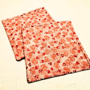Valentine&#39;s Love Pink Heart potholders, set of 2