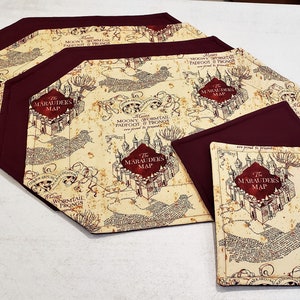 Marauder's Map Tischsets und Topflappen Set, 4 und 2, hergestellt mit lizenziertem Harry Potter Material